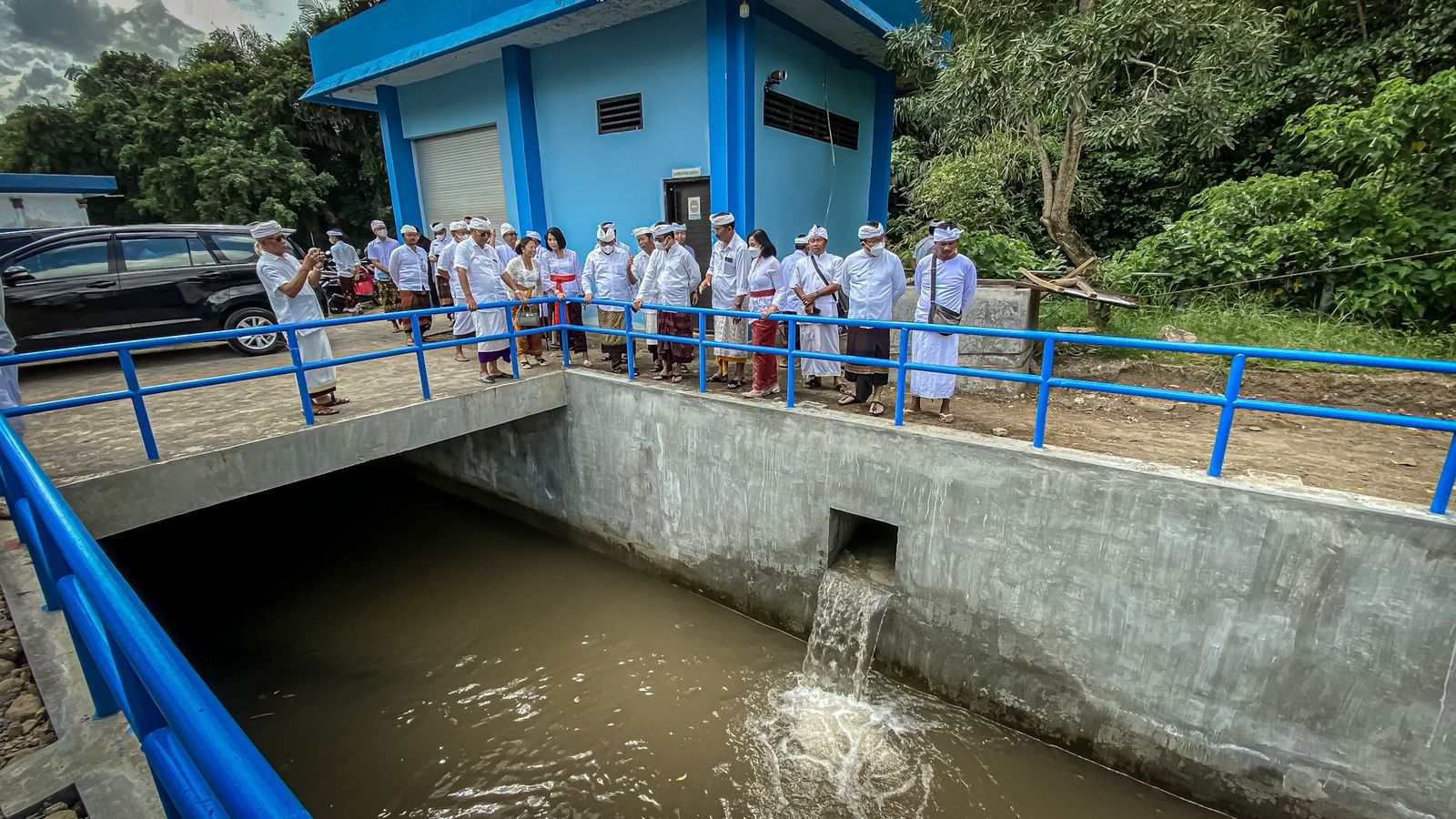 Acara peresmian dan penandatanganan prasasti Bangunan Canal Instalasi Pengolahan Air (IPA) Belusung 