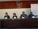 Siapa ?  yang Berkompeten